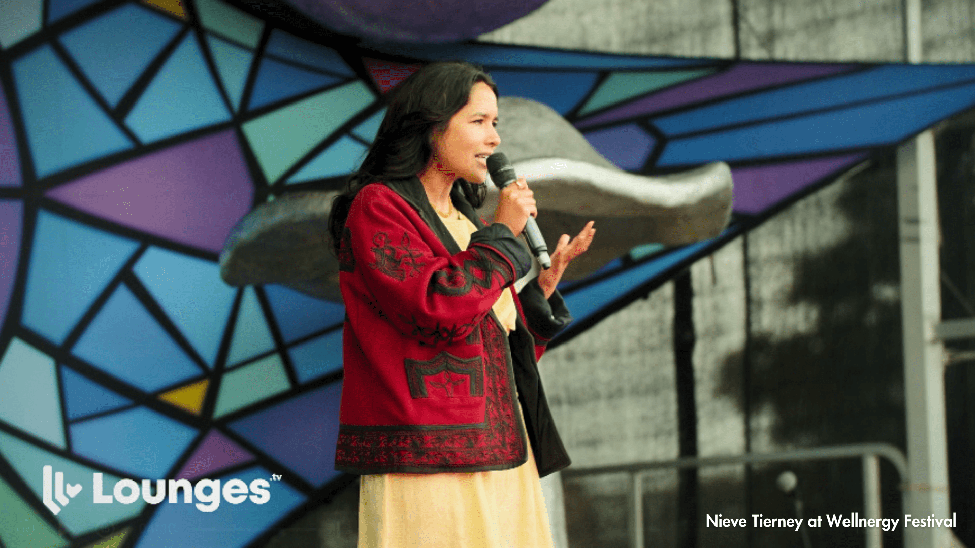 Nieve Tierney at Wellnergy Festival